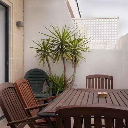 Luxury Penthouse 170 Meters From The Sea In Balluta Bay Apartamento Sliema