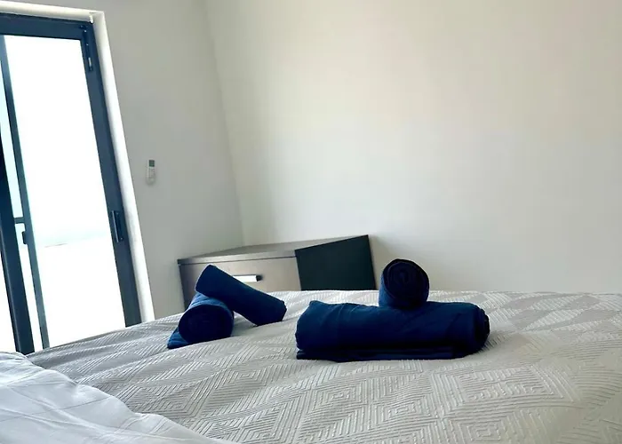 Luxury Penthouse 170 Meters From The Sea In Balluta Bay *