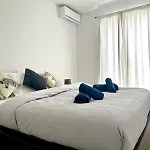 Luxury Penthouse 170 Meters From The Sea In Balluta Bay