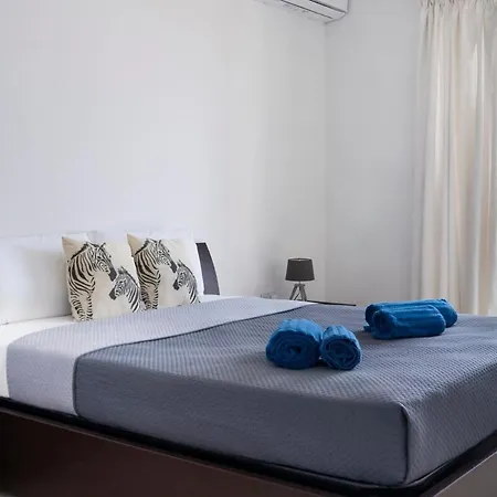 Apartment Luxury Penthouse 170 Meters From The Sea In Balluta Bay *