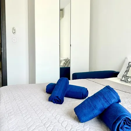 Apartment Luxury Penthouse 170 Meters From The Sea In Balluta Bay *