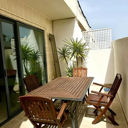 Apartment Luxury Penthouse 170 Meters From The Sea In Balluta Bay Sliema