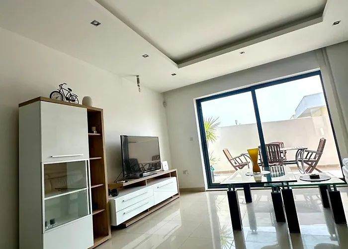 Luxury Penthouse 170 Meters From The Sea In Balluta Bay * Sliema