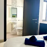 Luxury Penthouse 170 Meters From The Sea In Balluta Bay *