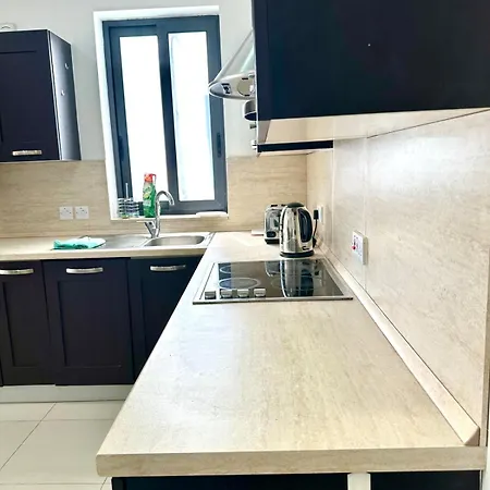 Luxury Penthouse 170 Meters From The Sea In Balluta Bay * Σλιέμα
