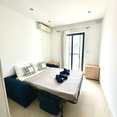Luxury Penthouse 170 Meters From The Sea In Balluta Bay * Σλιέμα